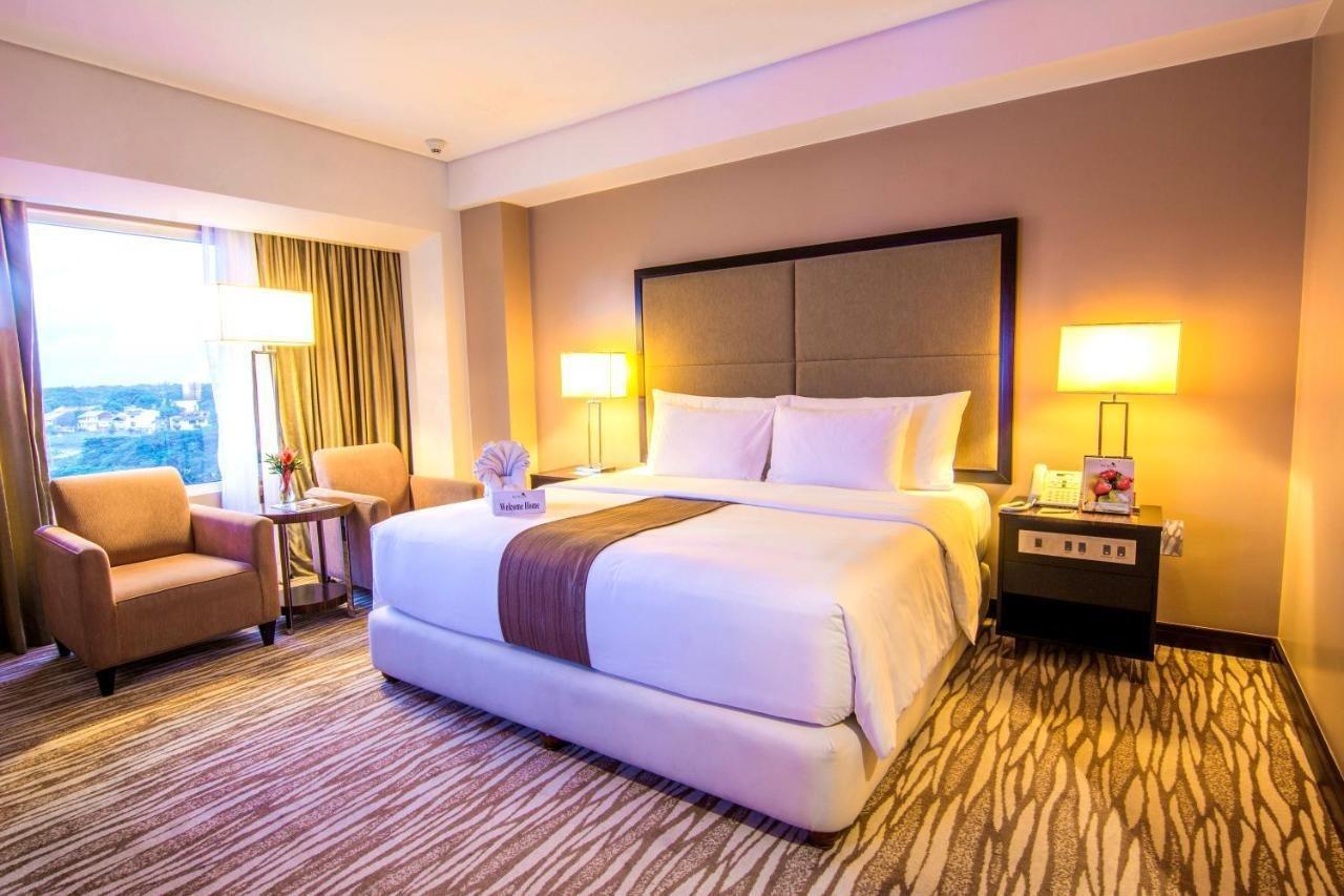 Acacia Hotel Manila Muntinlupa City Exteriér fotografie