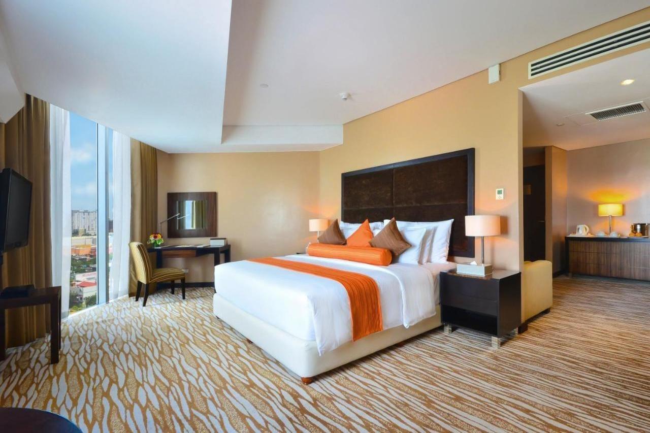 Acacia Hotel Manila Muntinlupa City Exteriér fotografie